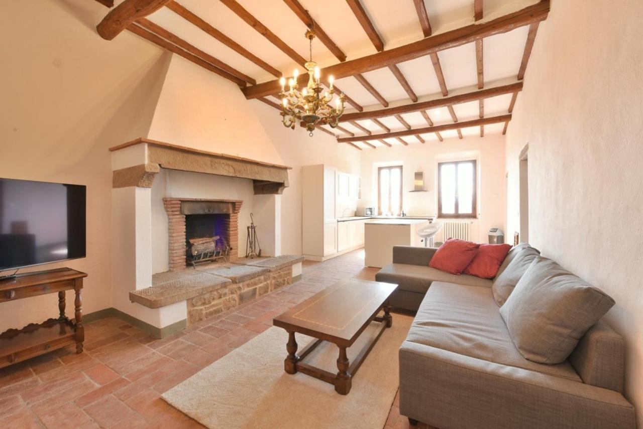 Agriturismo I Poggilunghi Чивителла-ин-Валь-ди-Кьяна Экстерьер фото