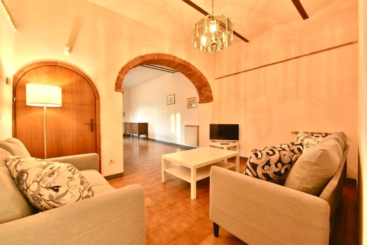 Agriturismo I Poggilunghi Чивителла-ин-Валь-ди-Кьяна Экстерьер фото