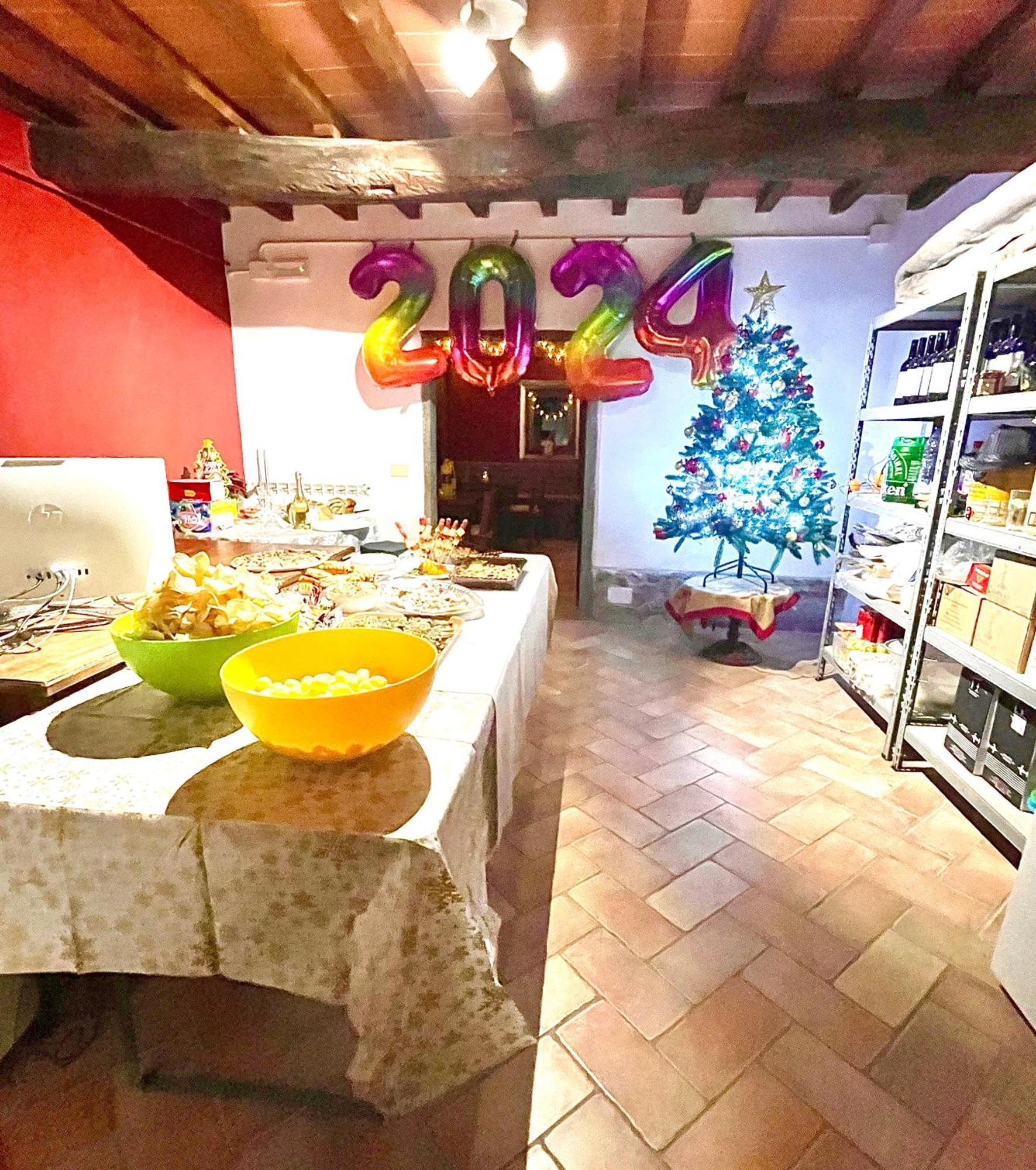 Agriturismo I Poggilunghi Чивителла-ин-Валь-ди-Кьяна Экстерьер фото